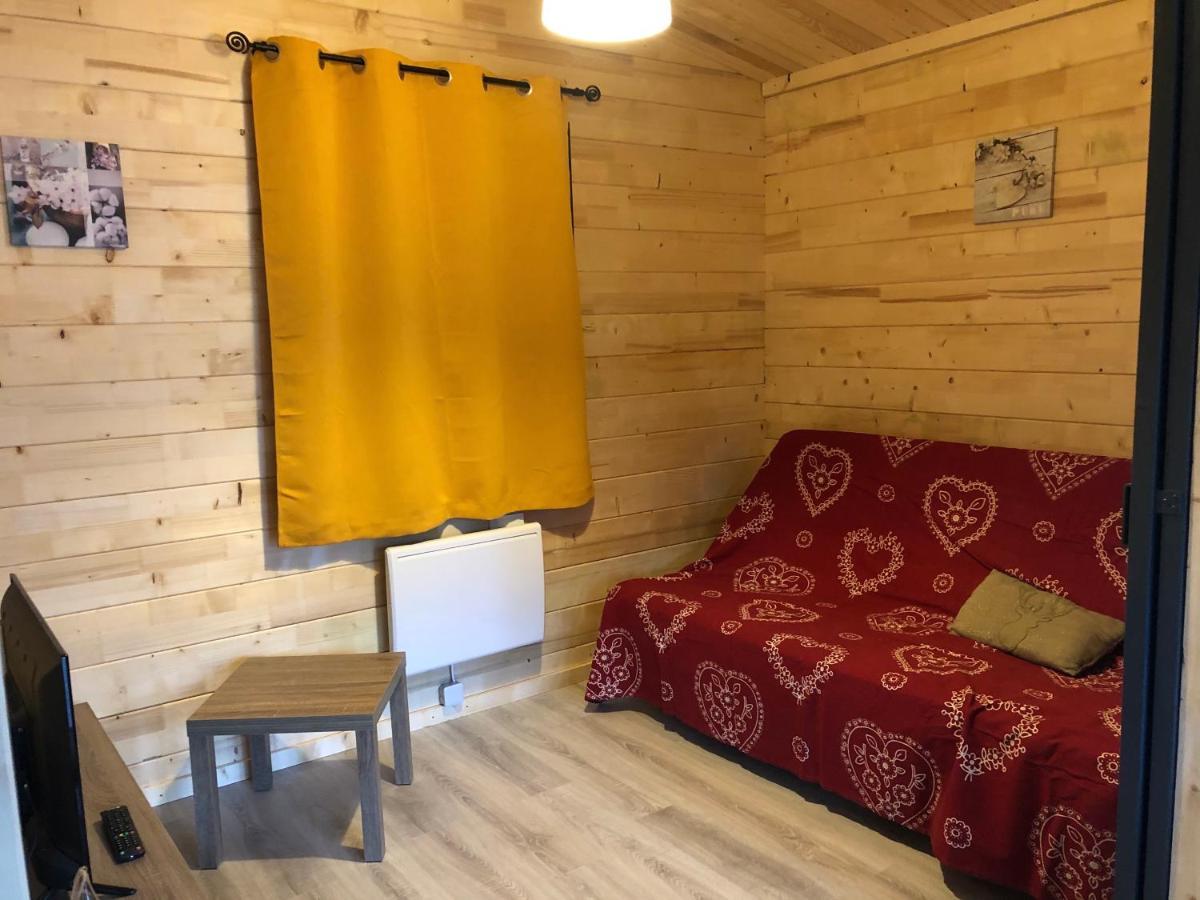 Parc Residentiel De Loisir : Le Loup Blanc Du Riou Hotel Barcelonnette Ngoại thất bức ảnh