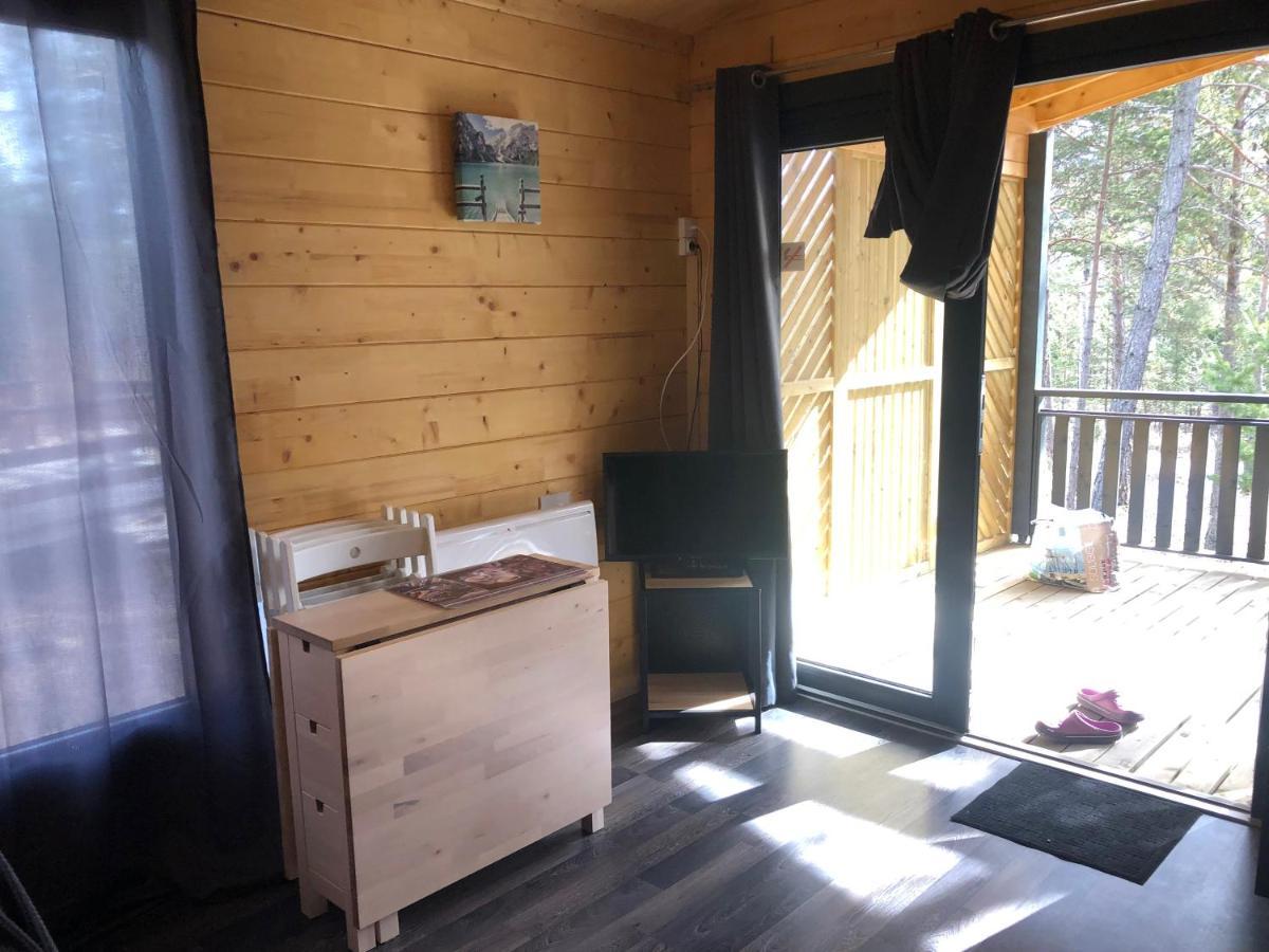 Parc Residentiel De Loisir : Le Loup Blanc Du Riou Hotel Barcelonnette Ngoại thất bức ảnh