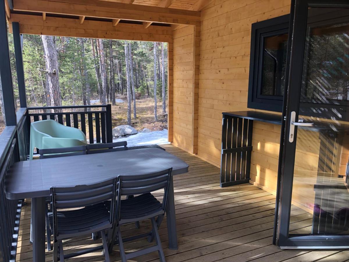 Parc Residentiel De Loisir : Le Loup Blanc Du Riou Hotel Barcelonnette Ngoại thất bức ảnh