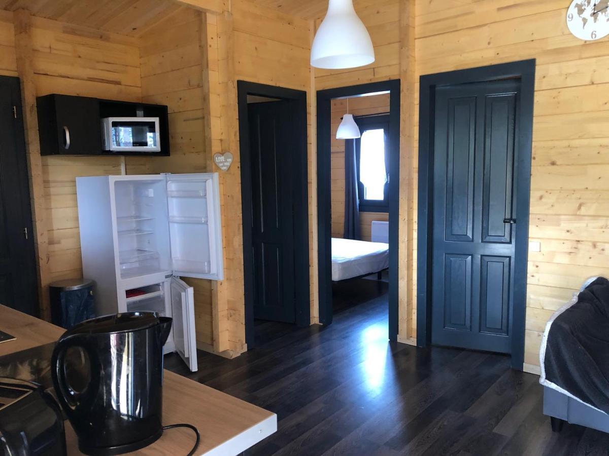 Parc Residentiel De Loisir : Le Loup Blanc Du Riou Hotel Barcelonnette Ngoại thất bức ảnh