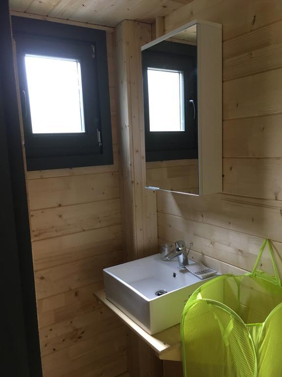 Parc Residentiel De Loisir : Le Loup Blanc Du Riou Hotel Barcelonnette Ngoại thất bức ảnh